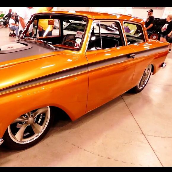 Meet your Posher, Alejandro - Picture 1 of 1